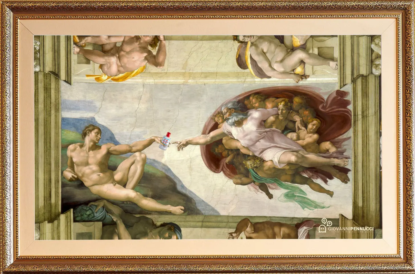La creazione (disinfettata) di Adamo: Creazione di Adamo di Michelangelo rivisitato in chiave Covid-19